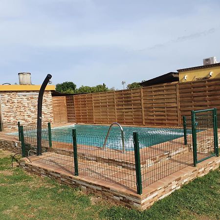 Chalet Aeropuerto Sevilla Екстер'єр фото